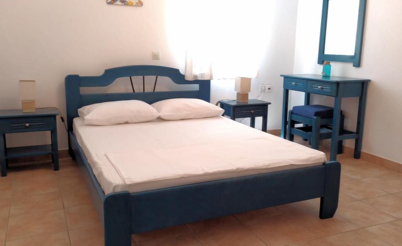Ioli Apartments Alopronia Buitenkant foto