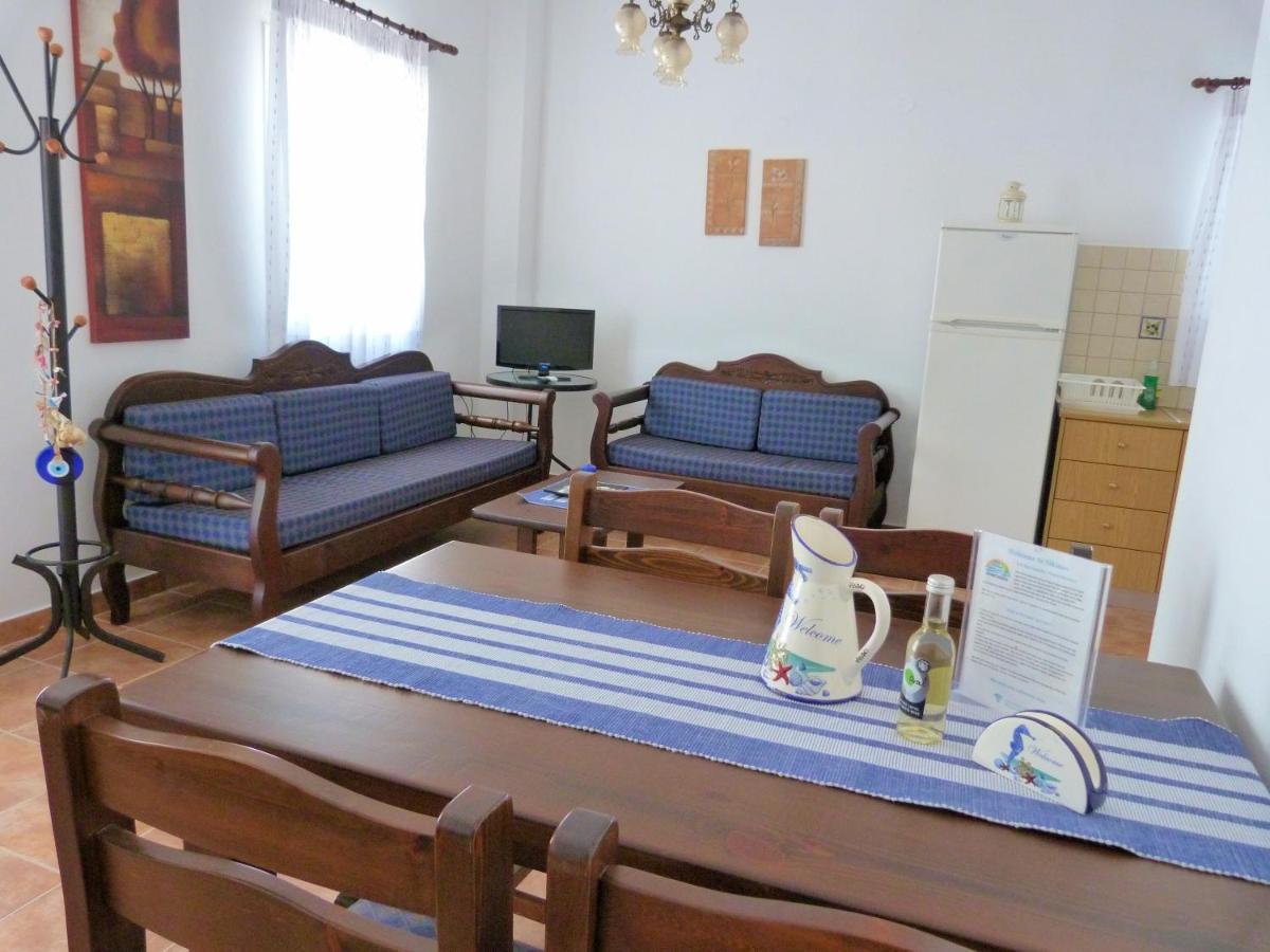 Ioli Apartments Alopronia Buitenkant foto