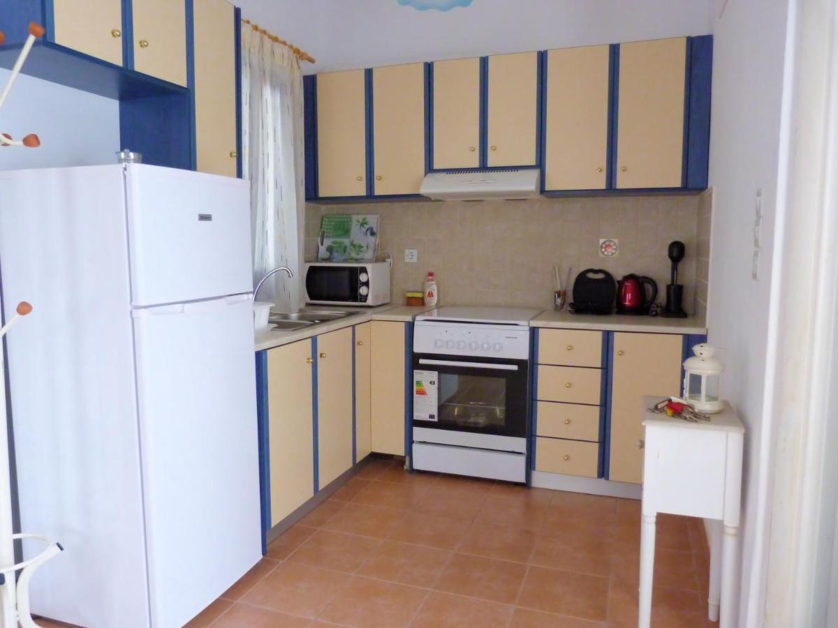 Ioli Apartments Alopronia Buitenkant foto