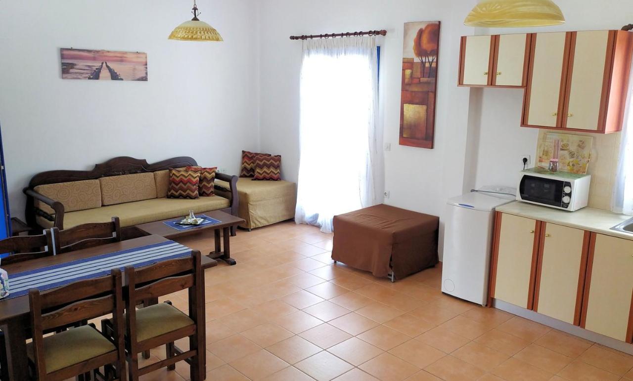 Ioli Apartments Alopronia Buitenkant foto